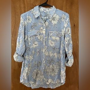 NWT Express- The City Shirt